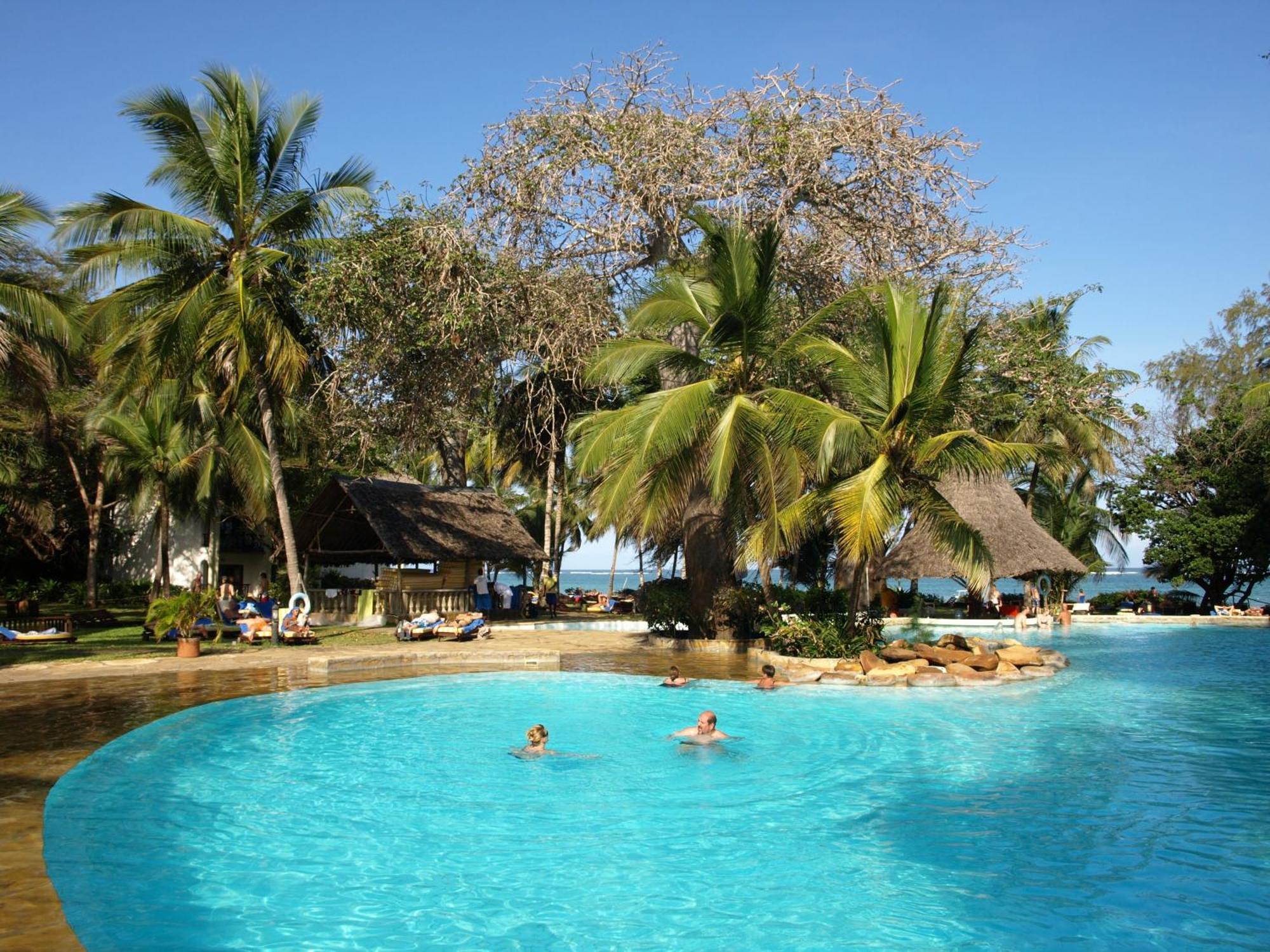 Papillon Lagoon Reef Hotel Diani Beach Exterior photo