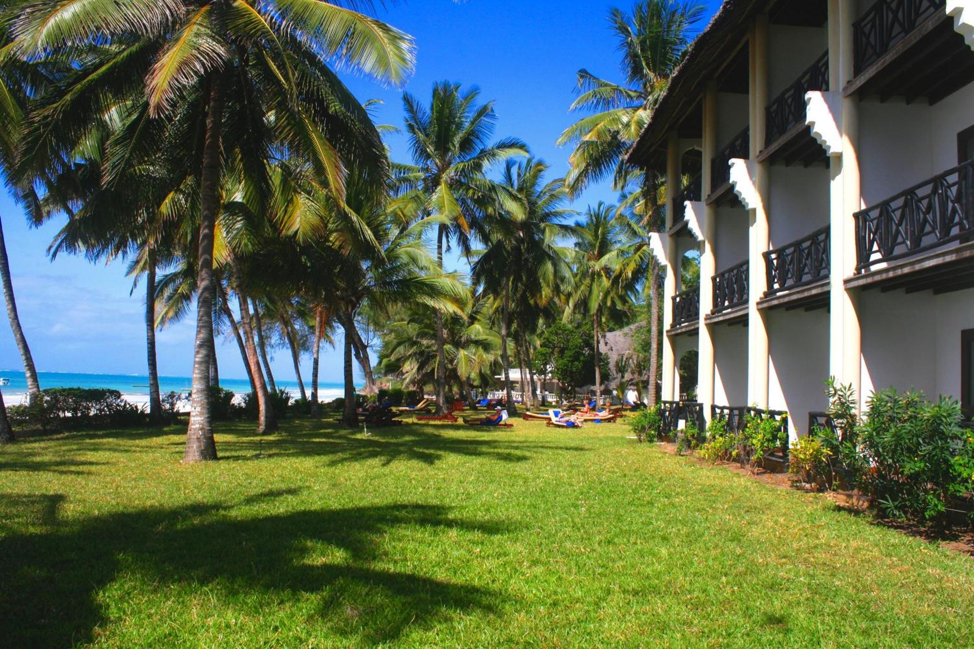 Papillon Lagoon Reef Hotel Diani Beach Exterior photo