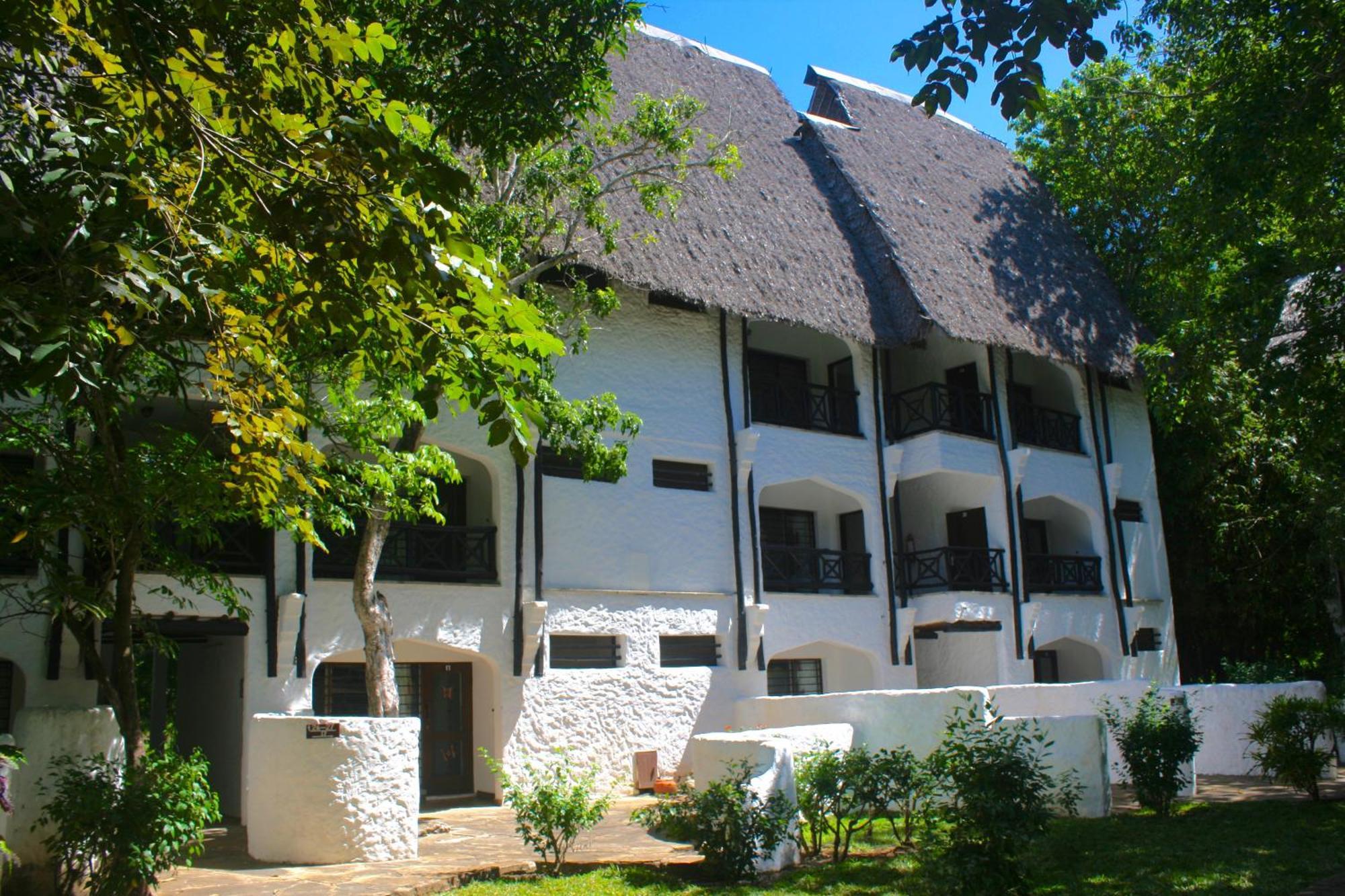 Papillon Lagoon Reef Hotel Diani Beach Exterior photo