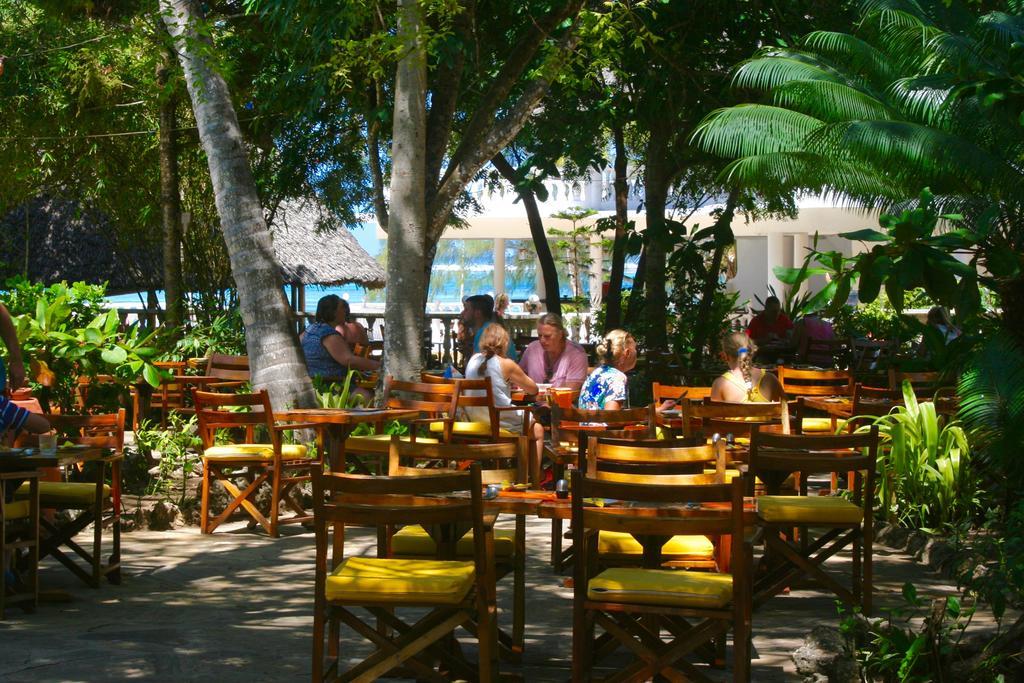 Papillon Lagoon Reef Hotel Diani Beach Exterior photo